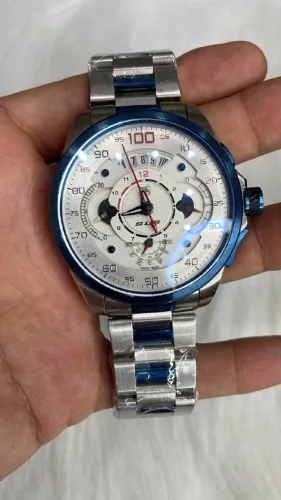 Relógio Tag H Premium todo funcional a bateria com tamanho 47mm