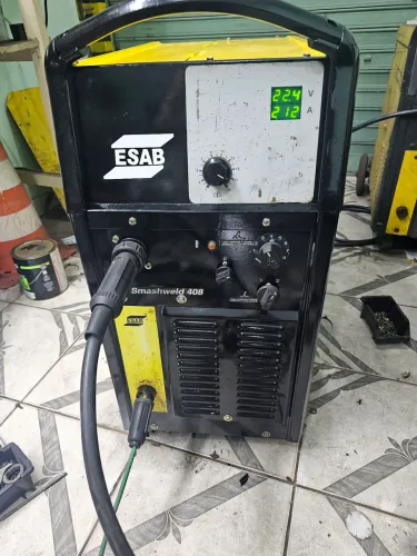 Maquina de solda mig esab