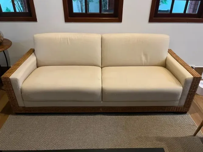 Sofá 3 lugares em vime real varanda gourmet.