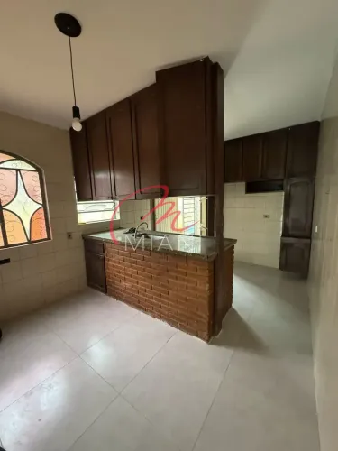 Sobrado com 3 quartos | 3 banheiros | edícula - 145m² - Preço Imperdível