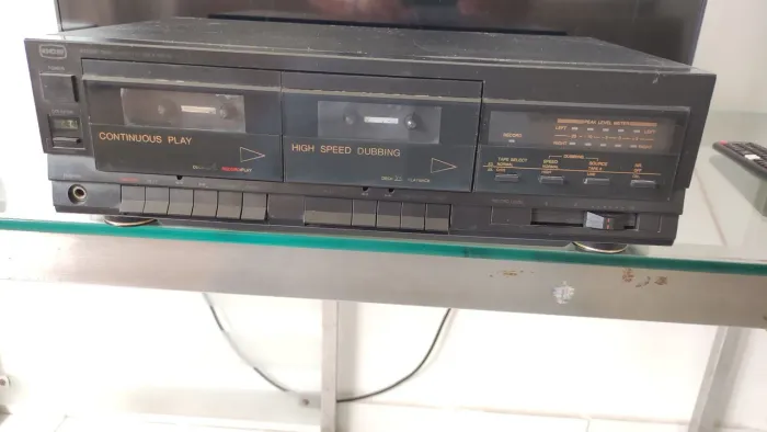 Tape deck CCE modelo DX 18. Leia a descrição.