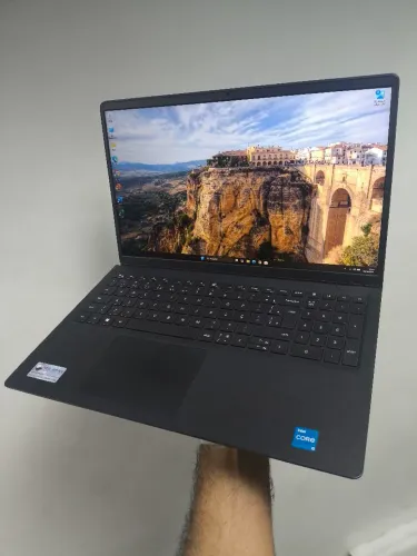 Notebook Dell i5 13 geração. 8gb ddr4, SSD NVMe 512gb, vídeo iris, em 10x sem juros