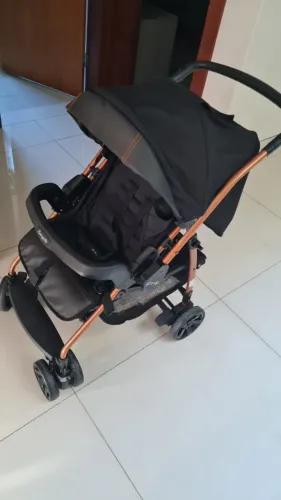 Carrinho de Bebê Burigotto novo