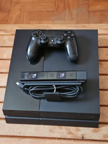 PS4 Desbloqueável + 1Controle + Câmera PS4