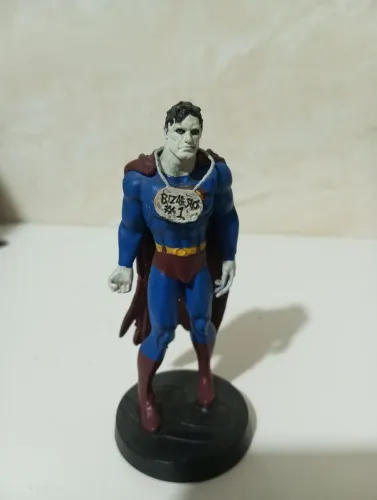Miniatura Bizarro Eaglemoss DC