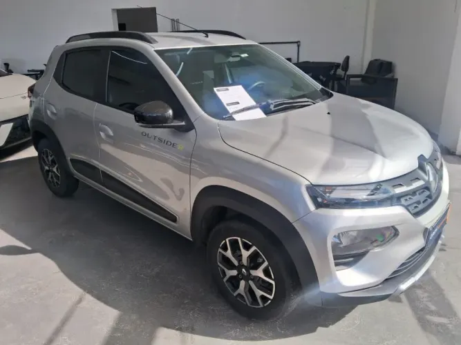 Renault Kwid Outsider 1.0 Flex 12V 5P Mec. 2025