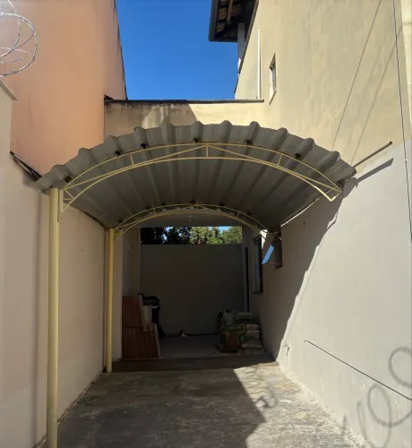 COBERTURA METÁLICA PARA GARAGEM 