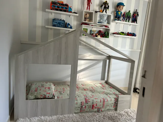VENDE-SE CAMA INFANTIL - MODELO CASINHA ?