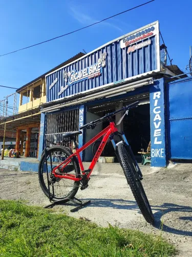 Bicicleta aro 29 12v freio hidráulico 