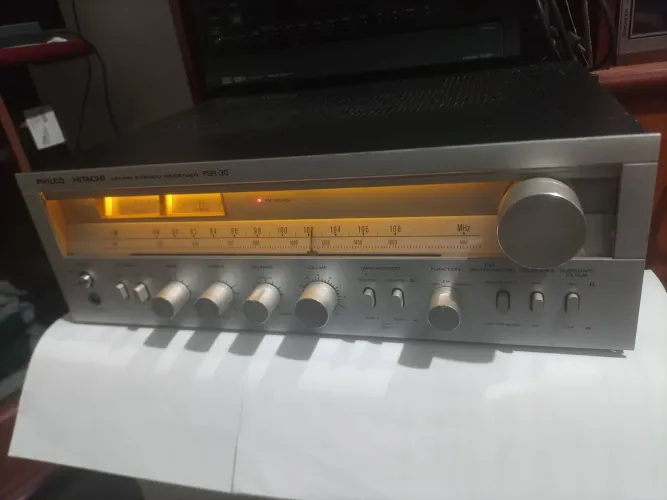 Receiver vintage Philco HITACHI 