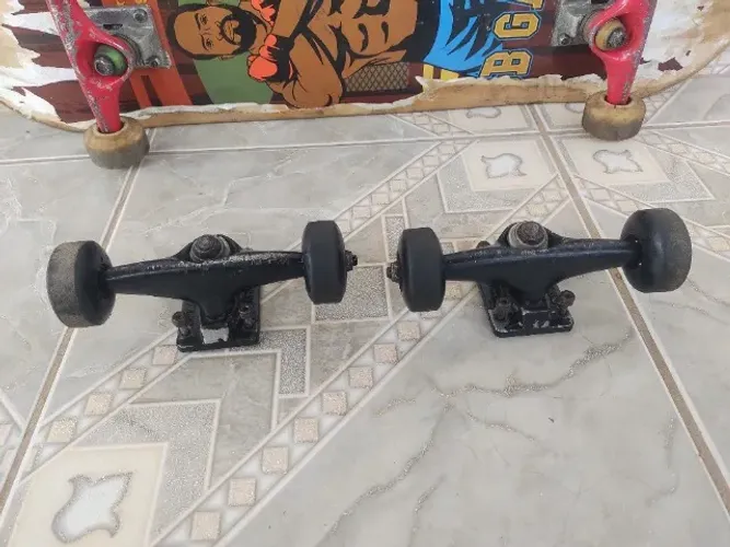 Skate sk8 Truck brutos rolamentos abec 5 rodas the speed 
