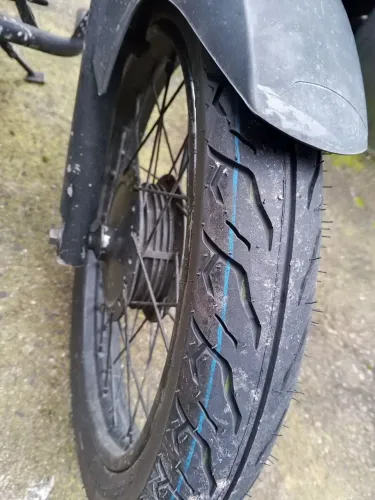 Ybr 125 econômica boa pra trabalhar. Documentos em dias nada de multa moto filé.