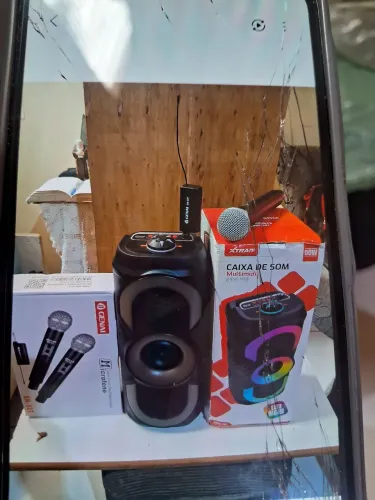 Kit 2 microfone sem fio mais caixa de som apenas 260.reais