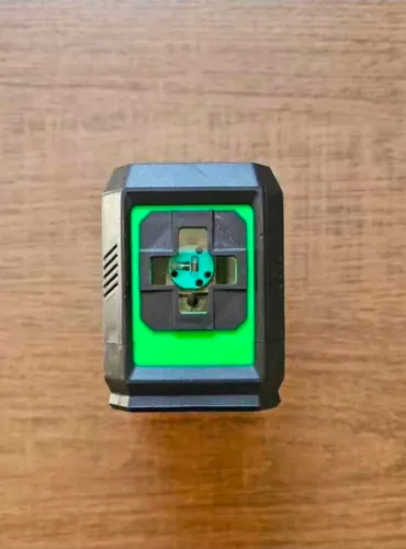Nível a Laser 2 Linhas C/ Ímã