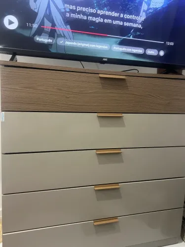 Cômoda com 6 gavetas muito nova - Pra sair rápido!