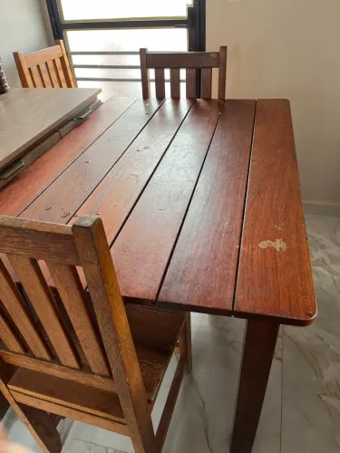 Mesa de madeira 