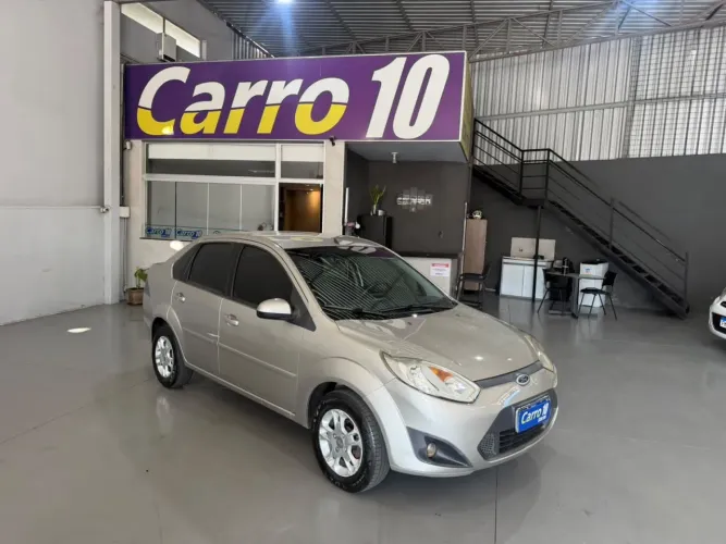 Ford Fiesta Sedan SE 1.6 8V Flex 4P 2011