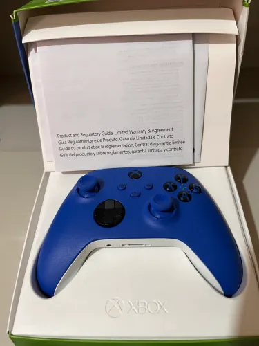 Controle ( nunca usado ) Sem Fio Xbox Series X|S Microsoft Azul Shock com Bluetooth