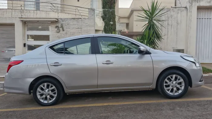 Nissan Versa SL 1.6 16V Flexstart 4P Aut. 2018