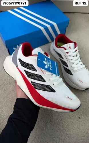 Tênis esportivo adidas masculino