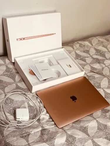 MacBook Air Retina 13? 2018 i5 8GB RAM SSD 128GB + Carregador Original