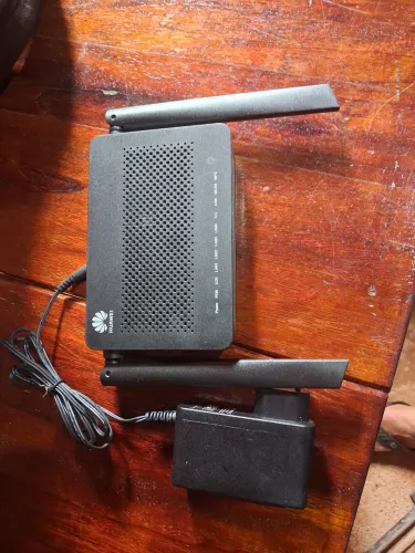 Vendo um roteador da Huawei 