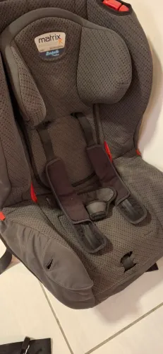 cadeirinha burigotto matrix evolution k - suporta de 0 a 25kg