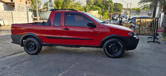 Fiat Strada 1.4 MPI Fire Flex 8V CE 2012