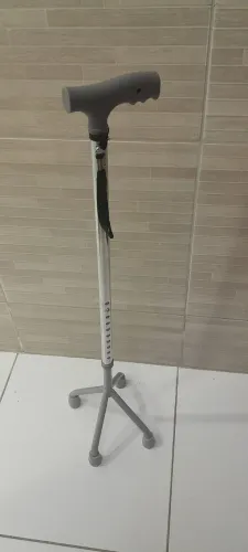 Cadeira de rodas BENGALA em 05x no cartão