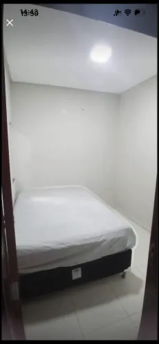 Vaga para Mulher em casa compartilhada