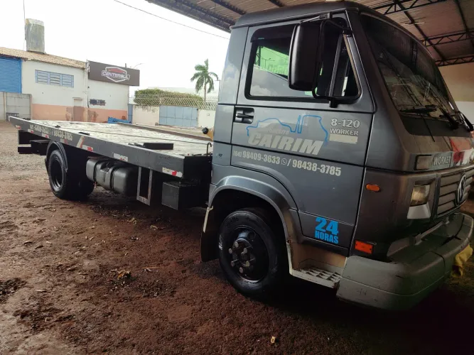 VENDO CAMINHÃO WORKER 8.120 plataforma 