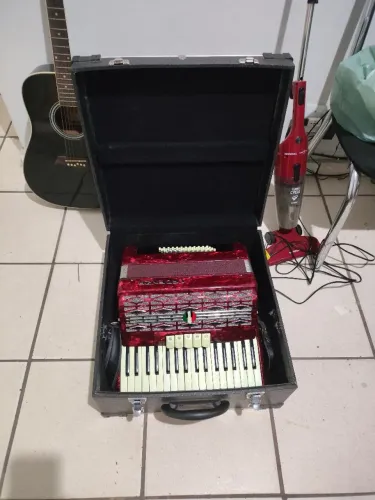 Acordeon Cadenza 48 baixos