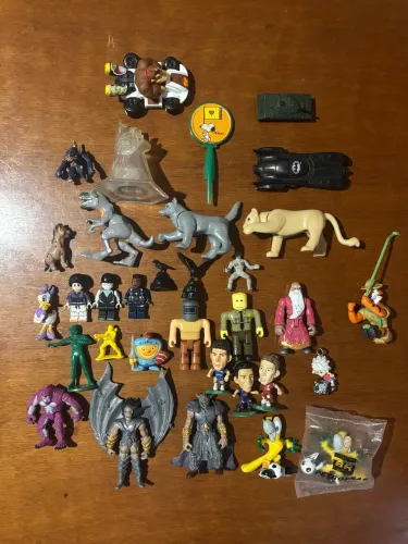 Lote de Miniaturas Diversas Colecionáveis 