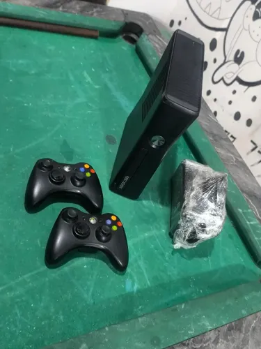 Xbox 360 SEMI NOVO DESBLOQUEADO !70+JOGOS 