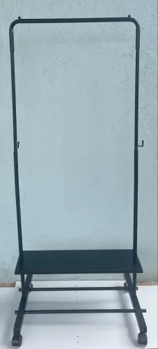 Vendo arara desmontável