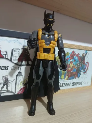 Batman 30cm original marca Hasbro 