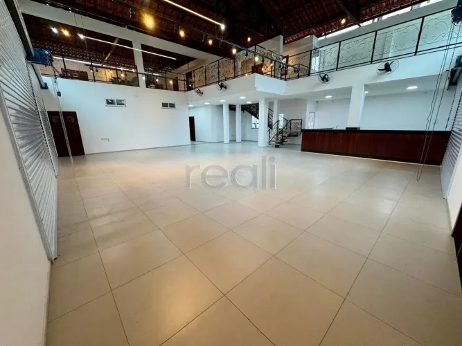 Prédio Comercial de Esquina com 650m² na Aldeota