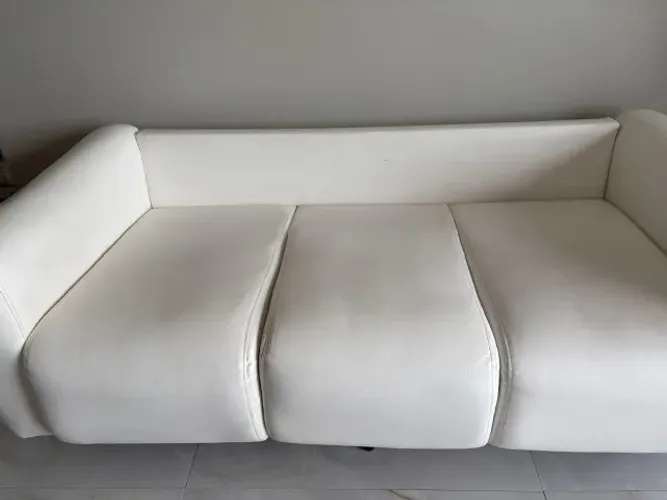 Sofá De Couro Branco 3 Lugares Confortável (Usado)