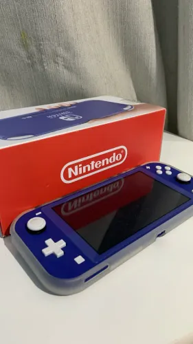 Nintendo Switch lite impecável