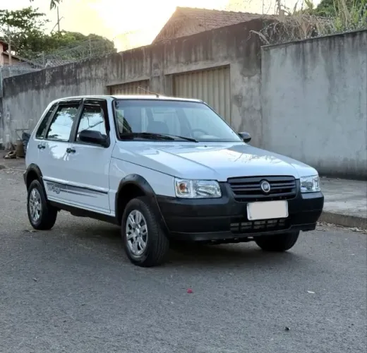 Fiat Uno Mille Celeb/celeb.econ 1.0 F.flex 4P 2010