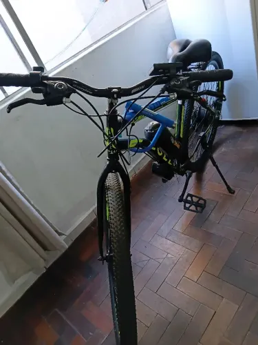 Bicicleta elétrica de 29 polegadas