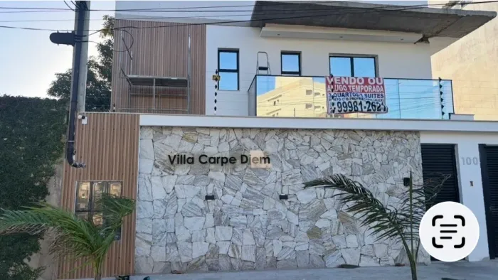 ALUGO CASA COM 3 SUÍTES, GARAGEM, VAZIA OU MOBILIADA
