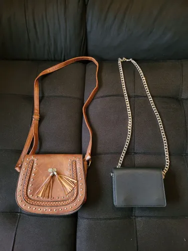 Bolsas em bom estado * pequenos detalhes *