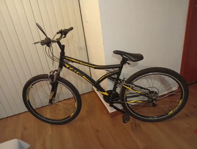 Bicicleta Caloi 21 marchas aro 26