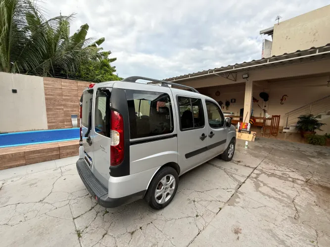 Fiat Doblo Essence 1.8 Flex 16V 5P 2017