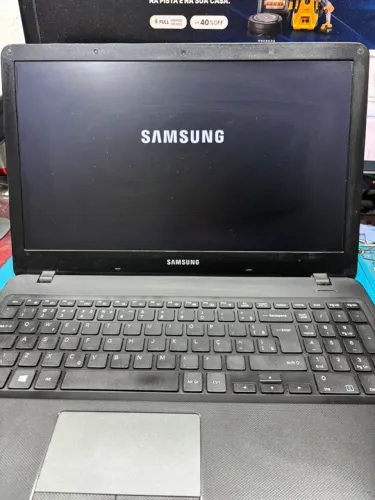 Notebook Samsung Essentials E34 | Core i5 7200U | GeForce 920MX 2GB | 8GB RAM | SSD 512GB