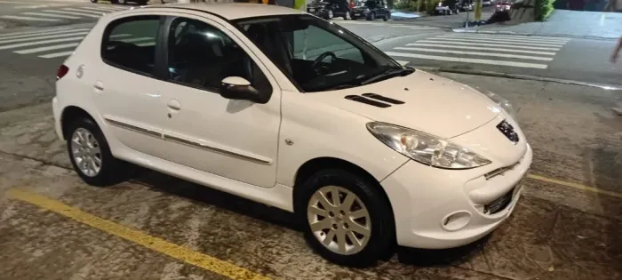 Peugeot 207 XS 1.6 Flex 16V 5P Aut. 2012
