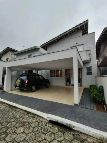 Residencial Quinta da Encosta - Espetacular Sobrado no Condomínio Quinta da Encosta Vila
