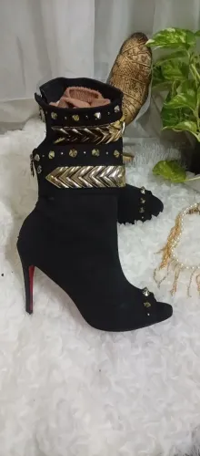 Bota CS preta