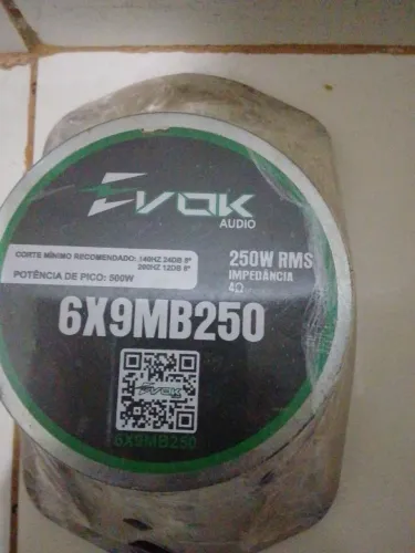 03 pares do Alto falante EVOK +01 Taramps de 400 novos